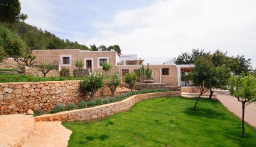 resa estates holiday 2022 ibiza villa rental villa can frare  side view.JPG